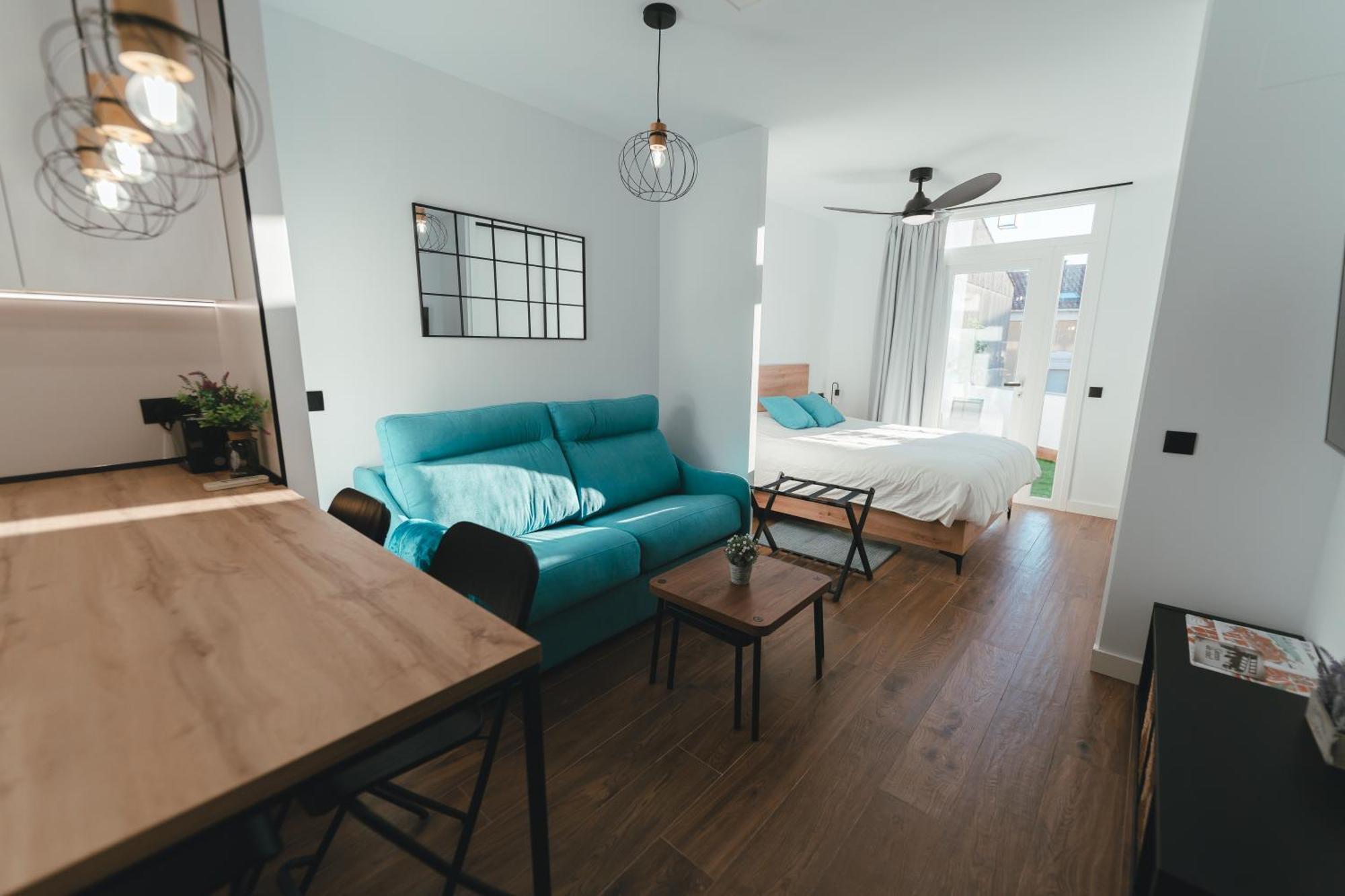 Macarena Suites Caces Екстериор снимка
