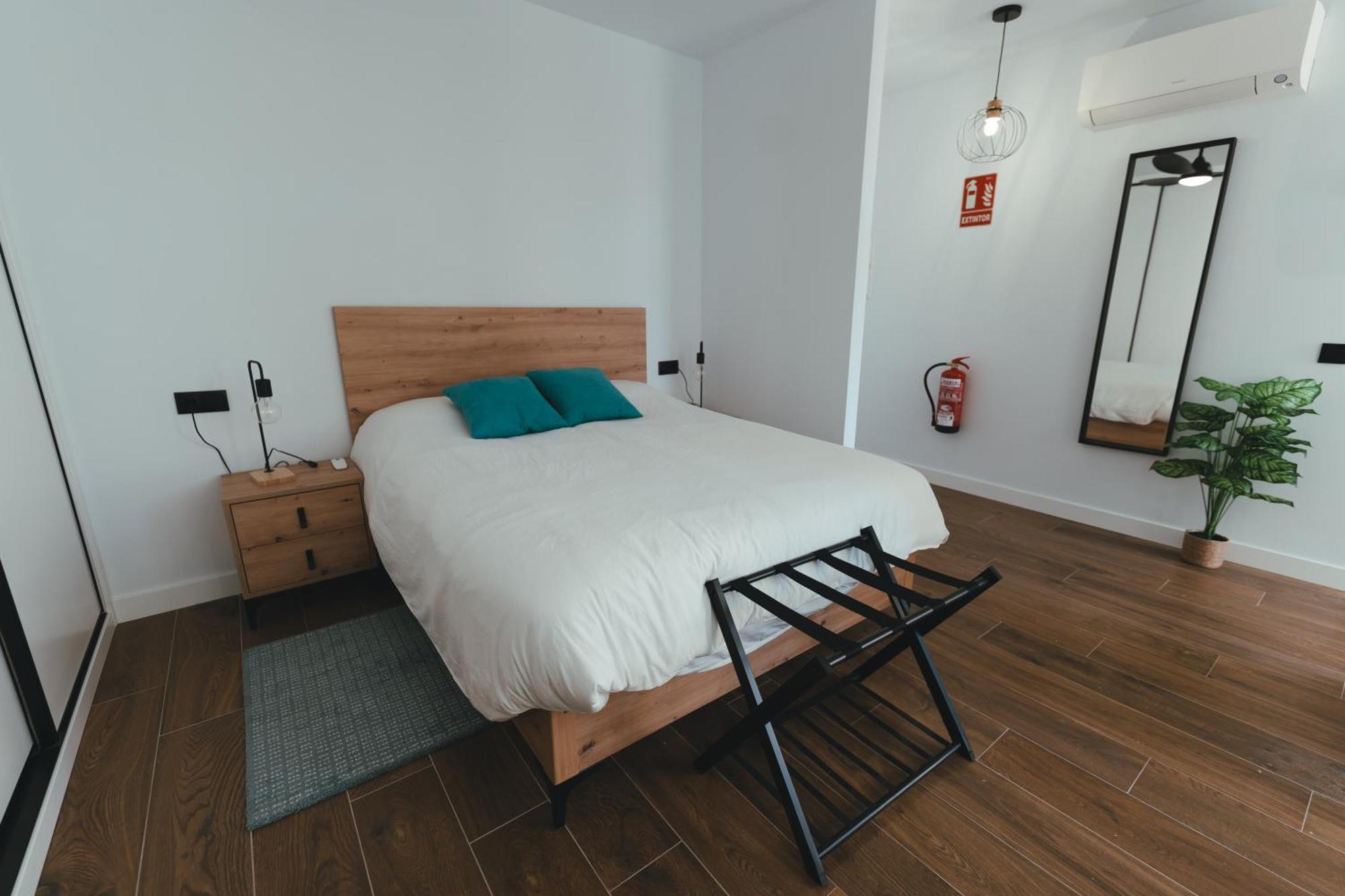 Macarena Suites Caces Екстериор снимка