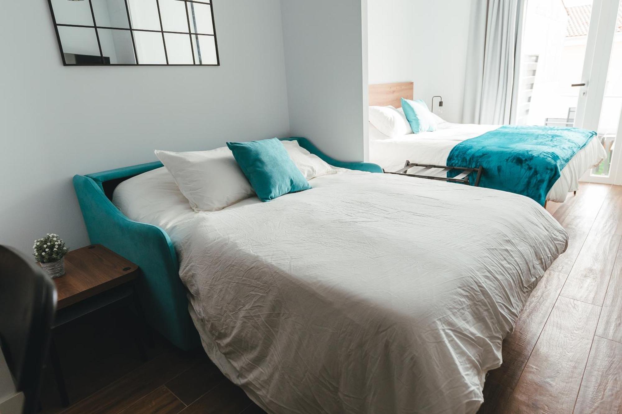 Macarena Suites Caces Екстериор снимка